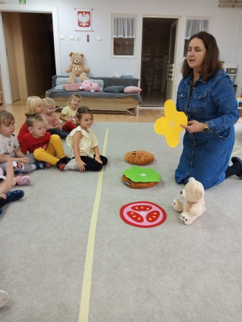 Zdrowa kanapka z Tomaten und Gurken 