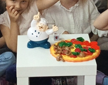 Kucharz Lorenzo i jego pizza