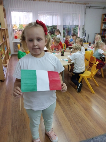 niektórzy przynieśli rekwizyty z domu 