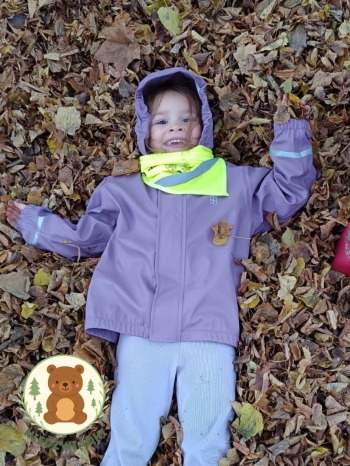 Niedźwiadkowe zabawy na placu