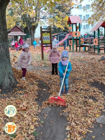 grabienie liści to też przyjemność
