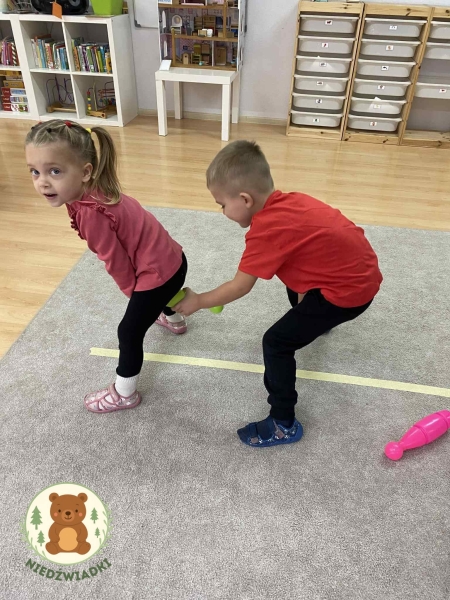 Niedźwiadki w akcji