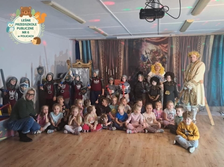 Spektakl '' Mały rycerz ''